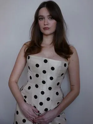 Aimee Lou Wood OnlyFans Leaked Free Thumbnail Picture - #VRZAFiTdAK