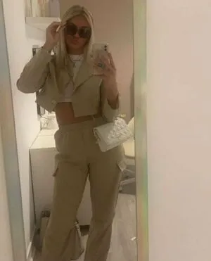 Aimee Mccoll OnlyFans Leaked Free Thumbnail Picture - #3LXo7g0FfL
