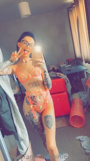 Aimeelawley OnlyFans Leaked Free Thumbnail Picture - #CgmicR5DFi