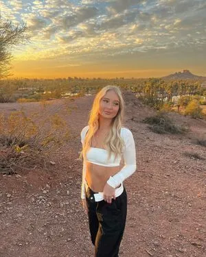 Ainsley Diedrichsen OnlyFans Leaked Free Thumbnail Picture - #6e1b400xM6