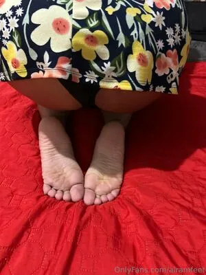 Airamfeet OnlyFans Leaked Free Thumbnail Picture - #4kXDLKKRHy