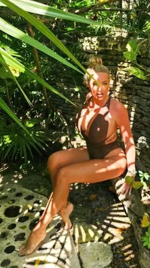 Aisleyne Horgan Wallace OnlyFans Leaked Free Thumbnail Picture - #on9X9GSPdS