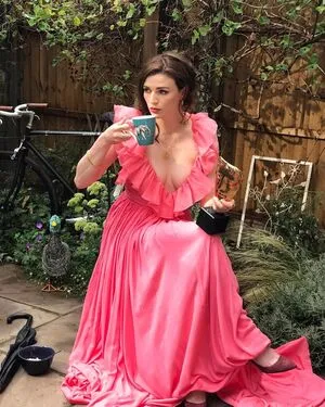 Aisling Bea OnlyFans Leaked Free Thumbnail Picture - #nGhu9zDf1M