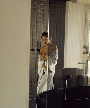 Aisux OnlyFans Leaked Free Thumbnail Picture - #ujpdLGBfOy