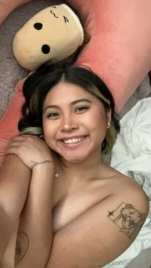 Aivysoar OnlyFans Leaked Free Thumbnail Picture - #915s3G4Y4V