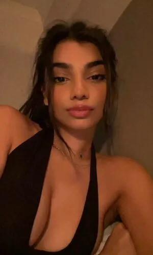 Aixshk OnlyFans Leaked Free Thumbnail Picture - #udAejuCbjO