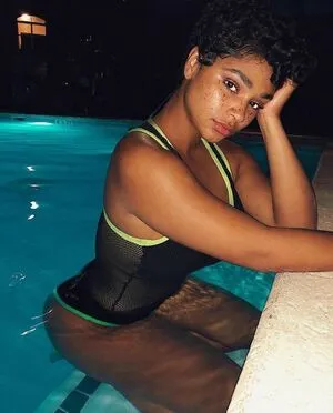 Aiyanaalewis OnlyFans Leaked Free Thumbnail Picture - #fcMquRP8LT