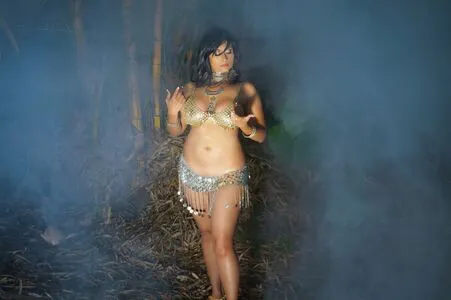 Aiysha Saagar OnlyFans Leaked Free Thumbnail Picture - #2l4MBt4Loy