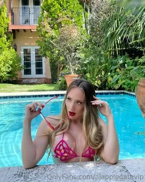 AJ Applegate OnlyFans Leaked Free Thumbnail Picture - #sQYjoZ4GGz