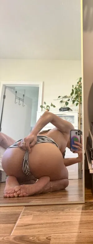 Akiramoon888 OnlyFans Leaked Free Thumbnail Picture - #4rzaMrMinK