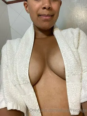 Akuasfreepage OnlyFans Leaked Free Thumbnail Picture - #h5fNuyRMU9