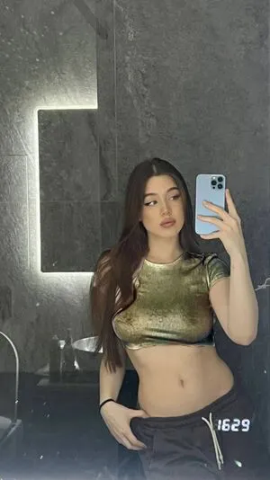 Akyuliych OnlyFans Leaked Free Thumbnail Picture - #4N4ETKMuxz