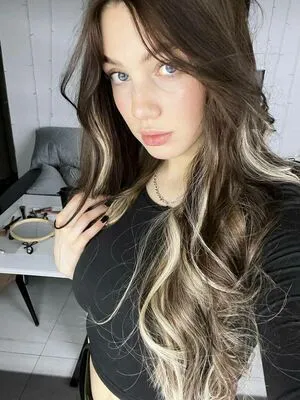Akyuliych OnlyFans Leaked Free Thumbnail Picture - #Oli6kyFGF1