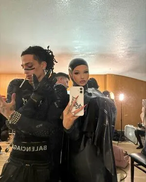 Alabama Barker OnlyFans Leaked Free Thumbnail Picture - #4XS49kLwa1