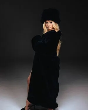 Alabama Barker OnlyFans Leaked Free Thumbnail Picture - #EQEnctRGT4