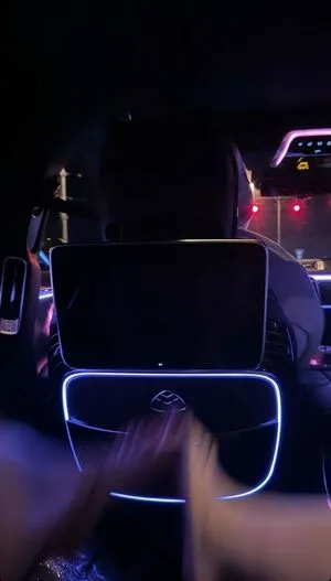 Alabama Barker OnlyFans Leaked Free Thumbnail Picture - #J21UNdr0m2