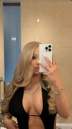 Alabama Barker OnlyFans Leaked Free Thumbnail Picture - #Ymz24B3wxE