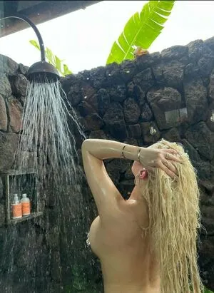 Alabama Barker OnlyFans Leaked Free Thumbnail Picture - #epk4XXfdNM