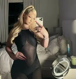 Alabama Barker OnlyFans Leaked Free Thumbnail Picture - #fySt6NqjL6