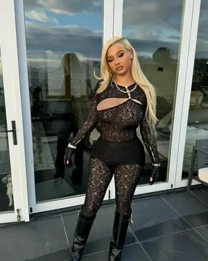 Alabama Barker OnlyFans Leaked Free Thumbnail Picture - #gBrSYp8Vrc