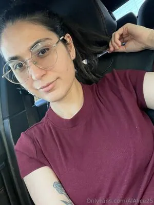 Alalice25 OnlyFans Leaked Free Thumbnail Picture - #3G1SwhfR5S