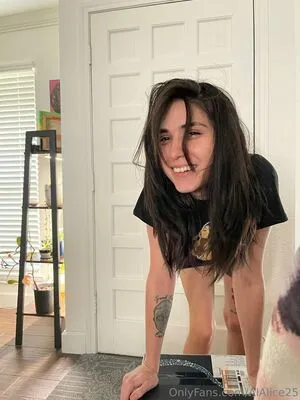 Alalice25 OnlyFans Leaked Free Thumbnail Picture - #pJ9VLztmb0