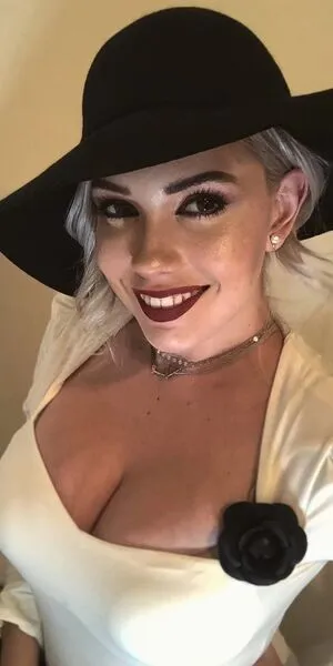 Alanah Pearce OnlyFans Leaked Free Thumbnail Picture - #4JhFOmmonQ