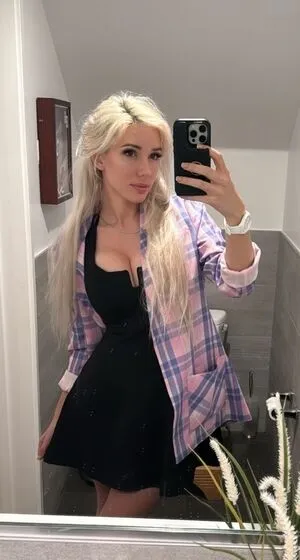Alanah Pearce OnlyFans Leaked Free Thumbnail Picture - #P4sGg1QCWO