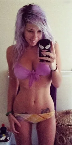 Alanah Pearce OnlyFans Leaked Free Thumbnail Picture - #x3pgH0TYQp