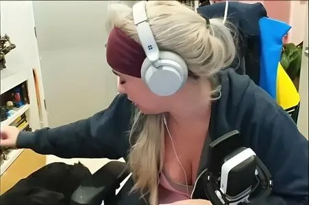 Alanah Pearce OnlyFans Leaked Free Thumbnail Picture - #Q68wO1wKLH