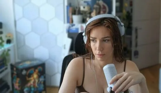 Alanah Pearce OnlyFans Leaked Free Thumbnail Picture - #bVPccVmDNT