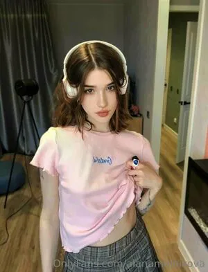 Alanamelnikova OnlyFans Leaked Free Thumbnail Picture - #KZVU9a7zjl