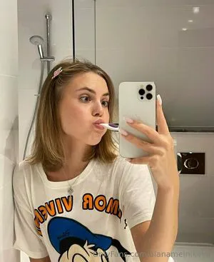 Alanamelnikova OnlyFans Leaked Free Thumbnail Picture - #USLUHIZP2z