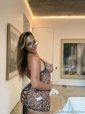 Alanna Pow OnlyFans Leaked Free Thumbnail Picture - #8RRC8rn4b7