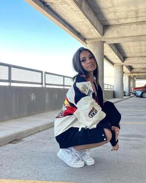 Alanna Rovie OnlyFans Leaked Free Thumbnail Picture - #VScKEjAka7