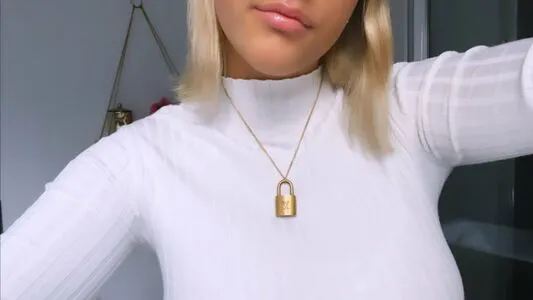 Alanna OnlyFans Leaked Free Thumbnail Picture - #FOAKdTdAZo