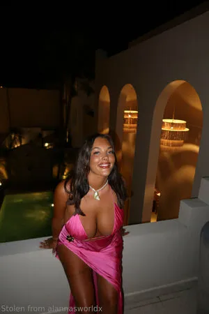 Alannasworldx OnlyFans Leaked Free Thumbnail Picture - #cfmlKrrec9