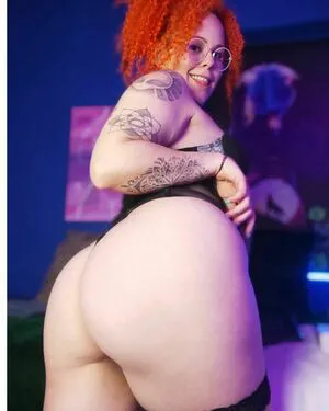 Alaska Colors OnlyFans Leaked Free Thumbnail Picture - #6w7I93hOIl