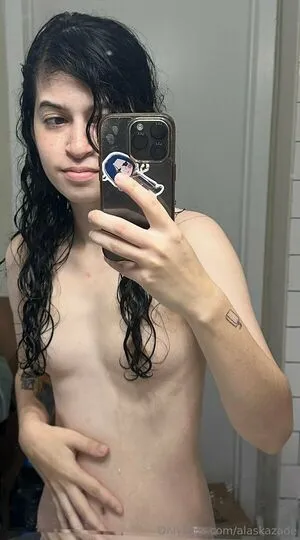 Alaskazade OnlyFans Leaked Free Thumbnail Picture - #dnH5lGw2Dy