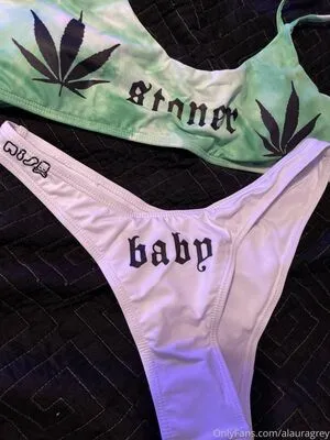 Alaura Grey OnlyFans Leaked Free Thumbnail Picture - #b7Ki9h2l2a