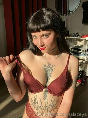 Alazeya OnlyFans Leaked Free Thumbnail Picture - #oWnL8ZNBPl