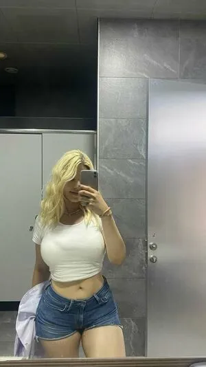 Alazgyldrm OnlyFans Leaked Free Thumbnail Picture - #fudjqo1gtS