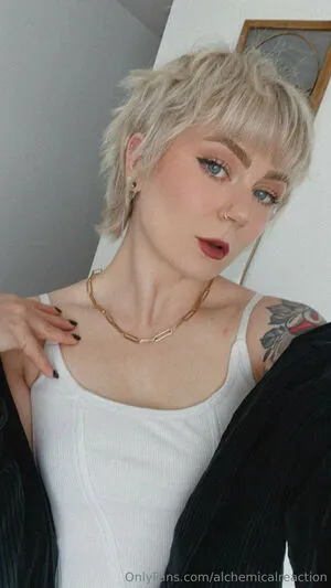 Alchemicalreaction OnlyFans Leaked Free Thumbnail Picture - #NxXqxUC2LG