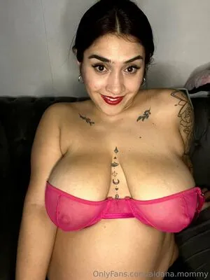 Aldana Mommy OnlyFans Leaked Free Thumbnail Picture - #POUOIWi4hX