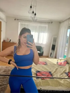 Ale Alex OnlyFans Leaked Free Thumbnail Picture - #0BiDS7S3nW