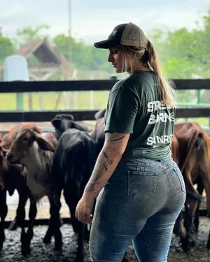 Ale Rios OnlyFans Leaked Free Thumbnail Picture - #assp09lZzx