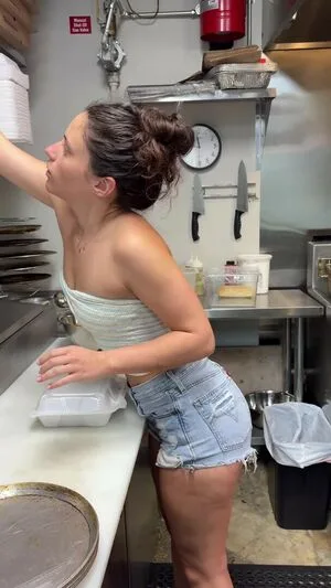 Aleaarose OnlyFans Leaked Free Thumbnail Picture - #EiaYGFFkAO