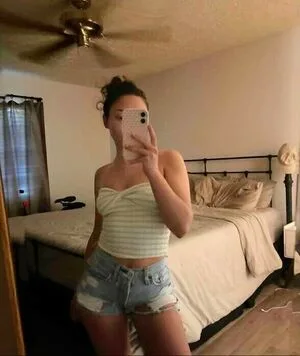 Aleaarose OnlyFans Leaked Free Thumbnail Picture - #rDCGBVvy44