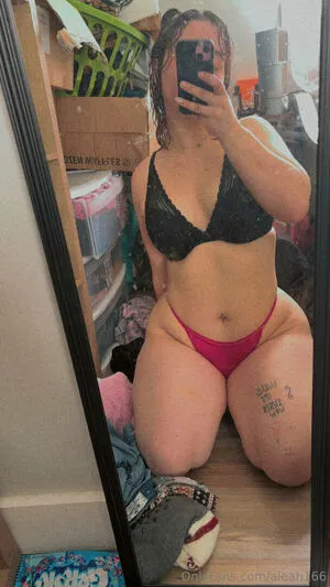Aleah166 OnlyFans Leaked Free Thumbnail Picture - #2GwOMMyo0D