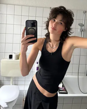 Aleandrafrerk Ale4ndra OnlyFans Leaked Free Thumbnail Picture - #L0OXG8SvYq